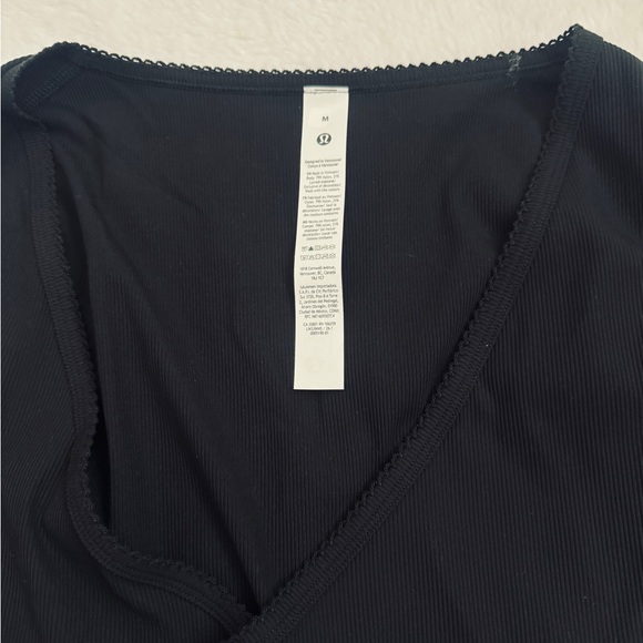 Lululemon Nulu Ribbed Wrap-Front Long-Sleeve Shirt
Heart/ Black/ M - Picture 7 of 8